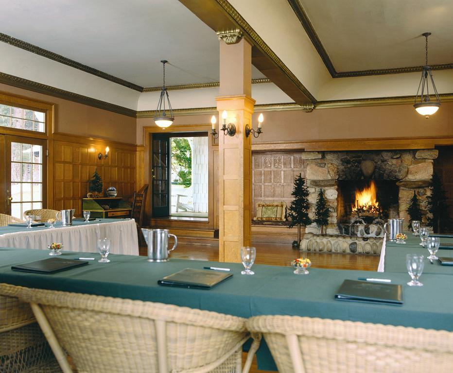 Wawona Hotel Exterior photo